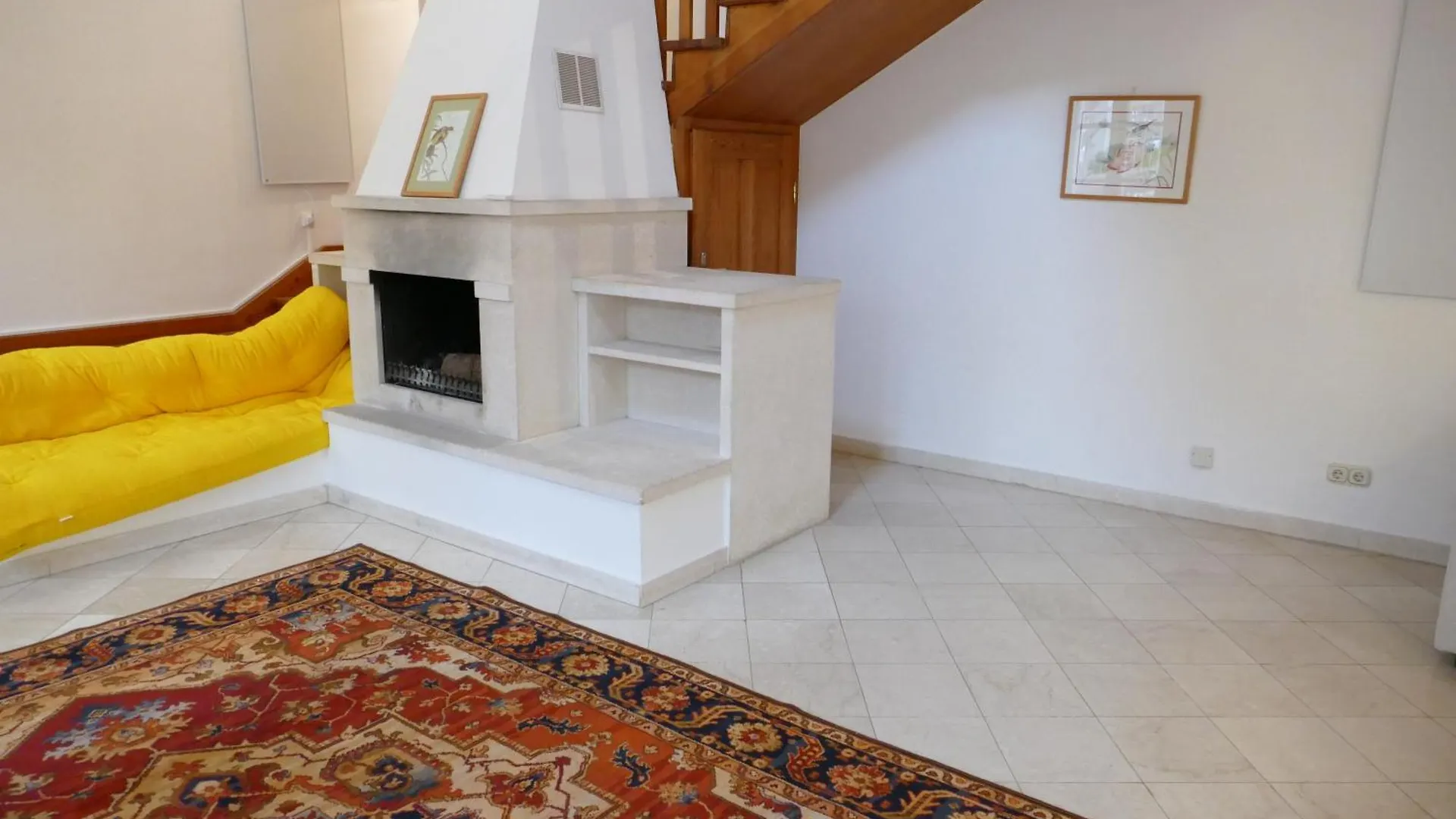 Traumhafte Maisonnette Mit Kamin Vienna 0*,  Austria